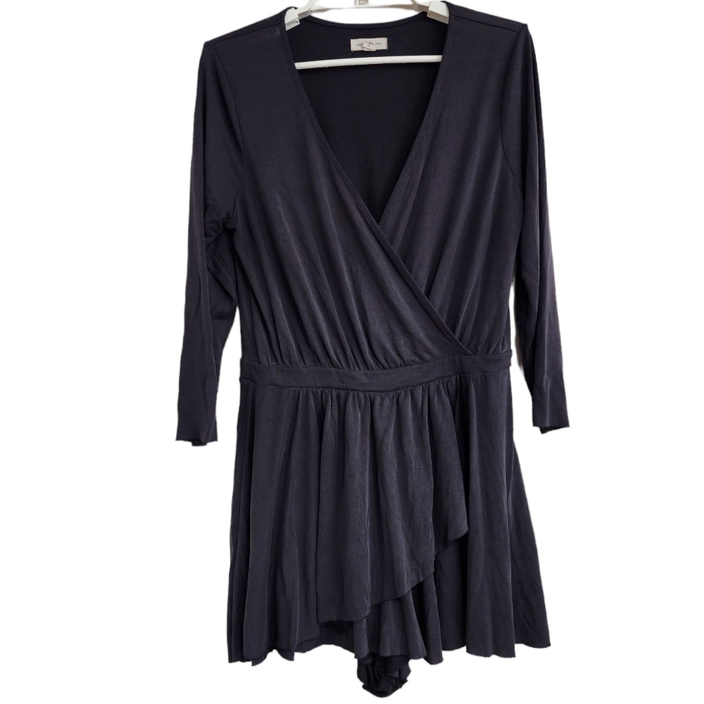 Silence + Noise Medium Faux Wrap V Neck Romper Shorts Jumpsuit Playsuit Flowy